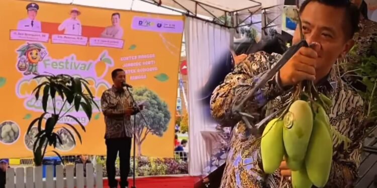 Bupati Aep Syaepuloh : Apresiasi Kadistanak Buah Mangga Bakal Jadi Andalan Petani Holti Karawang