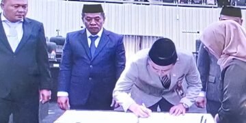 DPRD Karawang Setujui dan Tetapkan Raperda RPJMD Tahun 2025-2029 dan Penyampain Nota Perubahan Anggaran 2025
