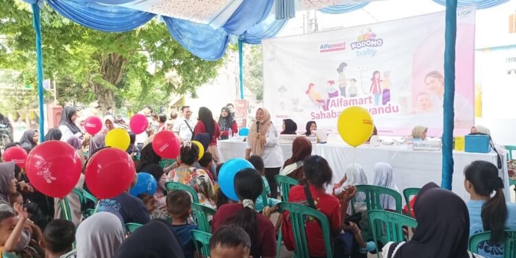 Alpamart Berkontribusi Nyata Terhadap Posyandu Untuk Kesehatan Ibu dan Anak