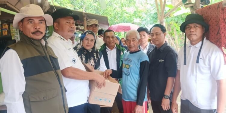 Tinjau Lokasi Banjir di Tirtajaya, DPRD Karawang dan Wabup  Dorong Penanganan Cepat dan Solusi Jangka Panjang