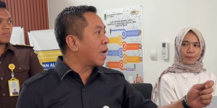 Bupati Sudah Atensi PUPR Paving Block Jalan Tuvarep Bakal Dirapihkan